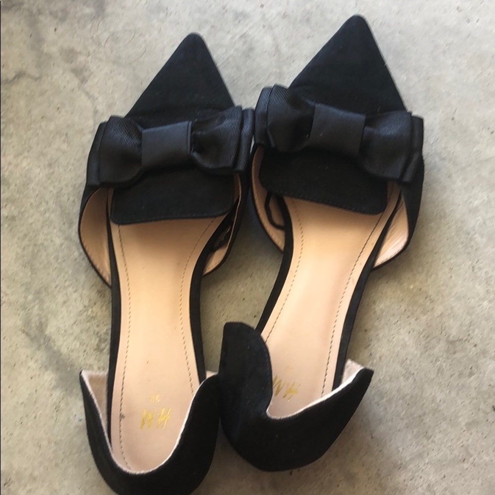 Point black flats